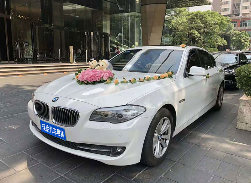 Guangzhou rental BMW 5 Series 530Li wedding float