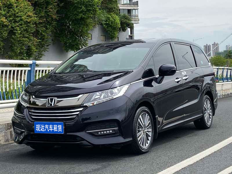 Rental of 7-seater Odyssey Business Bus at Guangzhou Baiyun Airport South Station