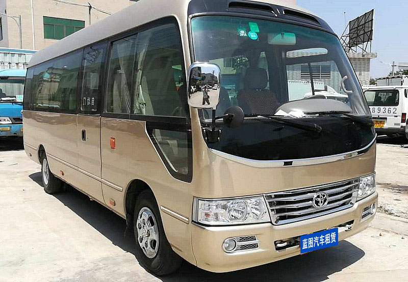 Guangzhou Toyota China Bus Rental with Driver Charter Company