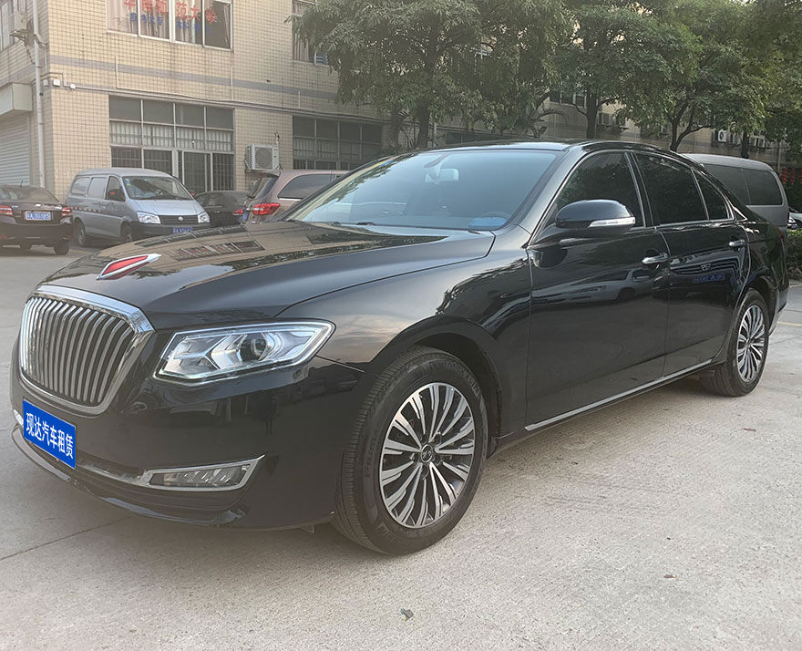 Guangzhou car rental company rents Hongqi H7 sedan