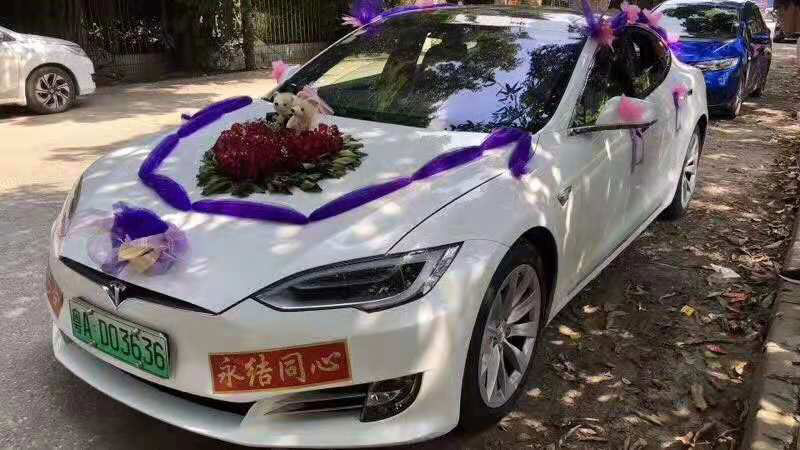 Guangzhou wedding banquet rental Tesla wedding car rental