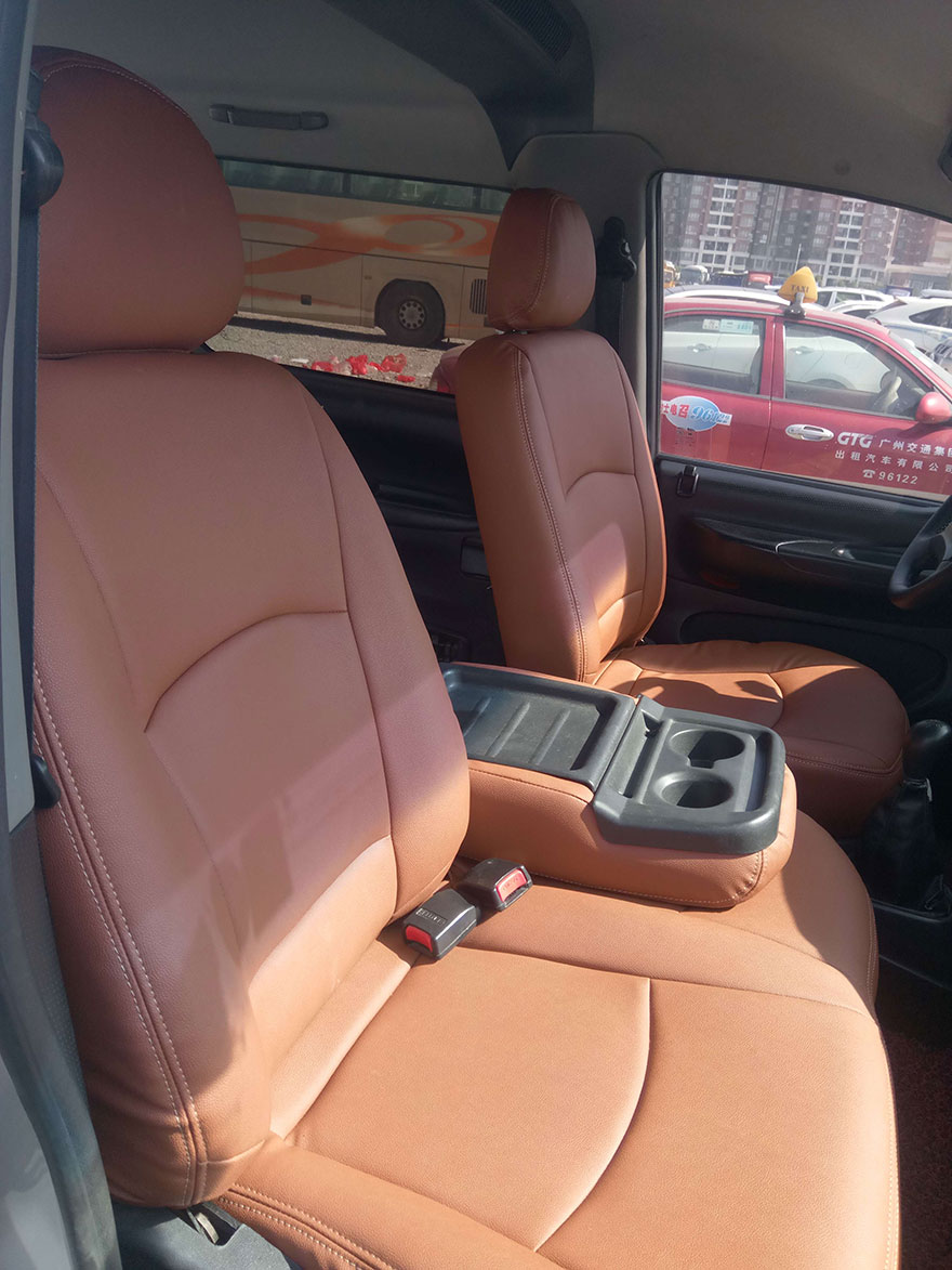 Guangzhou Guangdong self driving rental 7-9 seater Ruifeng commercial vehicle with driver for free