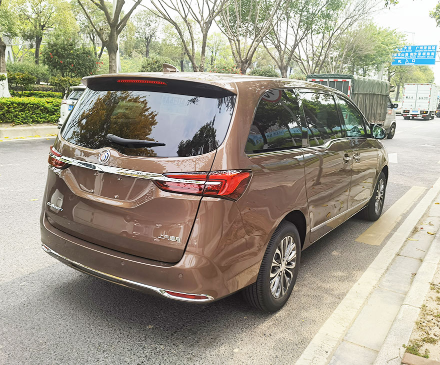 New Buick GL8 Business Car for Rent,Xianda is the preferred car rental company in Guangzhou,Guangdong Province,China