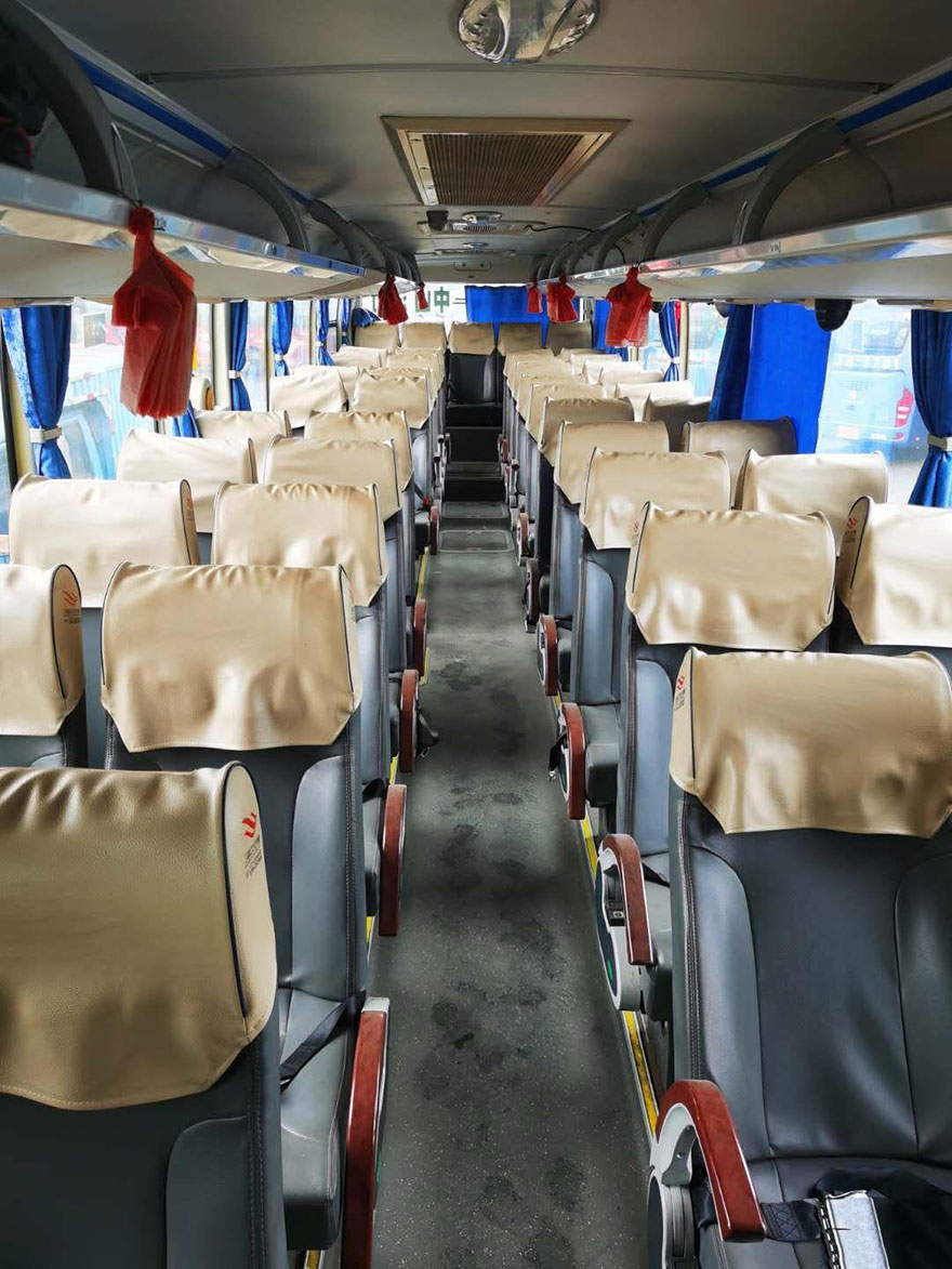 Guangzhou provides drivers to rent licensed intercity buses for 40-45-50 people