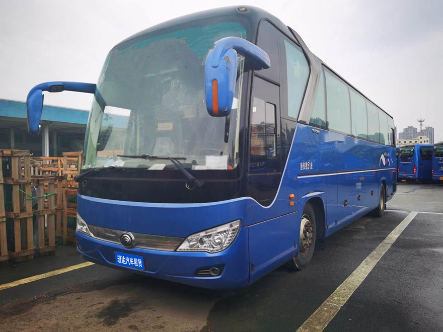 Guangzhou provides drivers to rent licensed intercity buses for 40-45-50 people