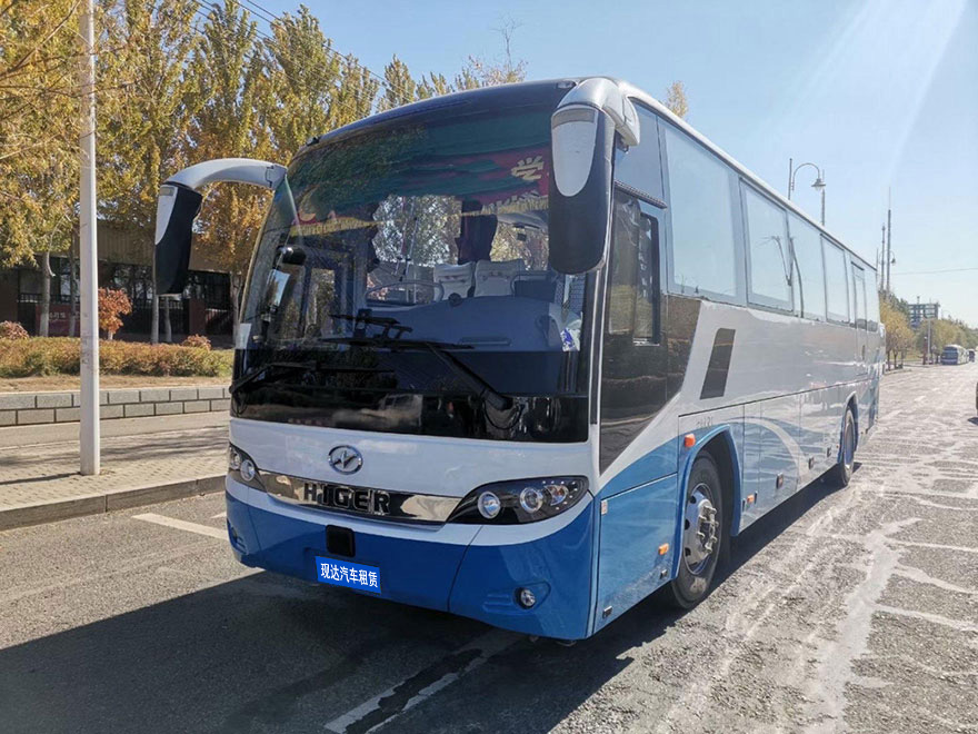 Rent a bus with a driver in Tianhe District, Guangzhou