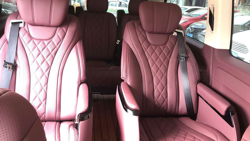 Guangzhou hires Mercedes Benz V260 commercial fleet with drivers,Xianda is the preferred car rental company in Guangzhou,Guangdong Province,China