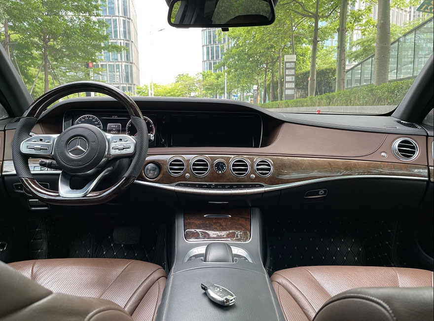 Guangzhou Car Rental Company for Mercedes Benz S450/S500/Maybach S63 with Driver/Self Drive Rental