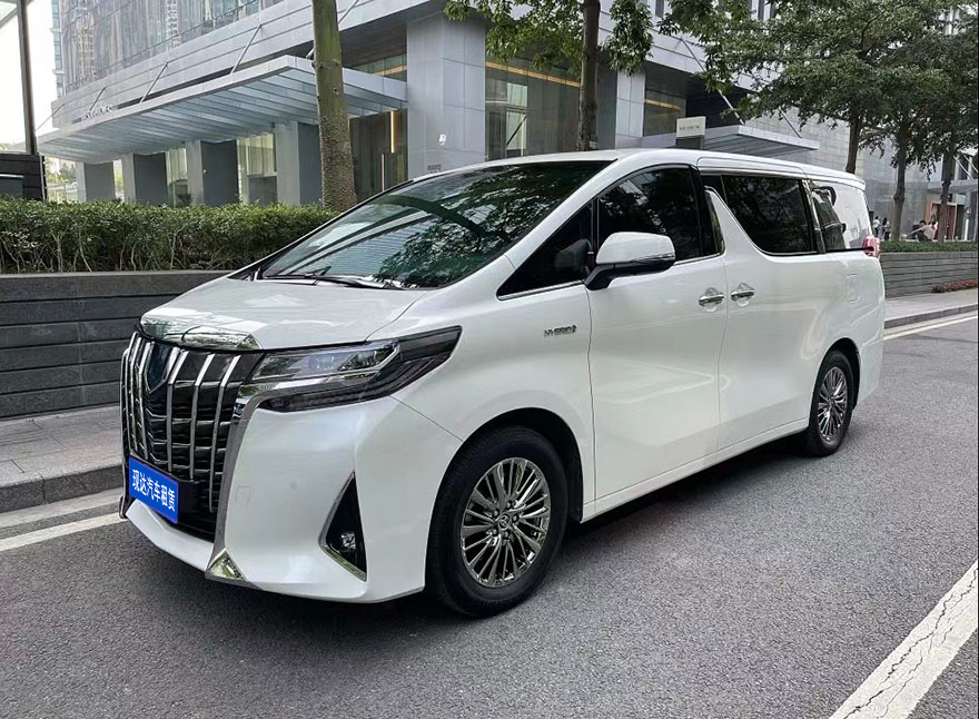 New 7-seater Toyota Alphard Business Vehicle for Rent in Guangzhou