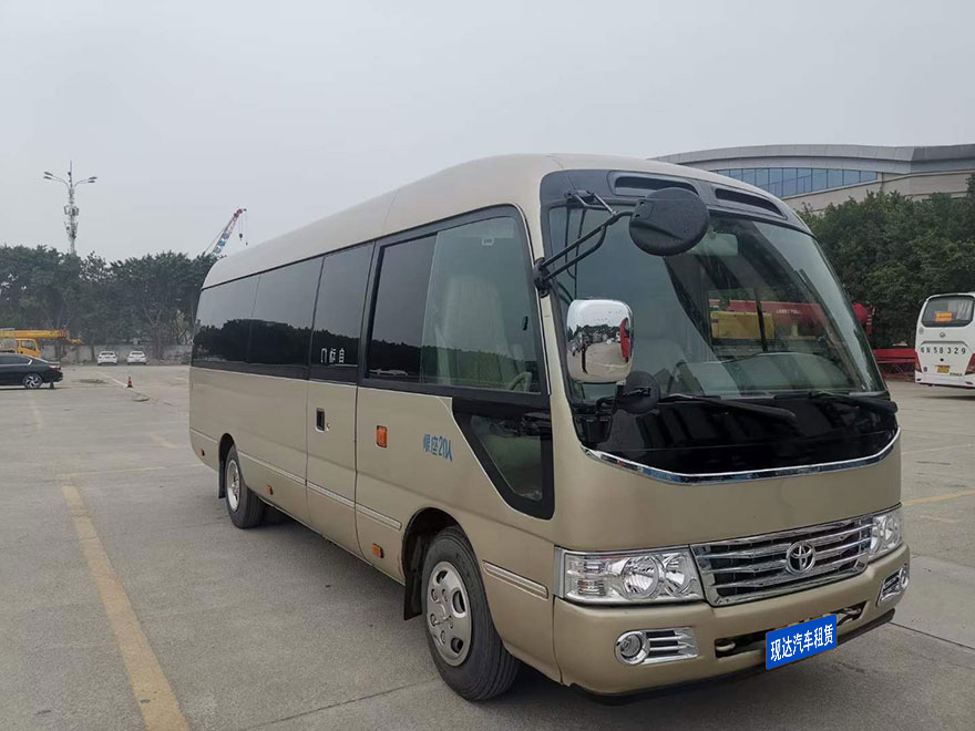 Guangdong Guangzhou Luxury Toyota Coaster Business Car Rental Company with Driver