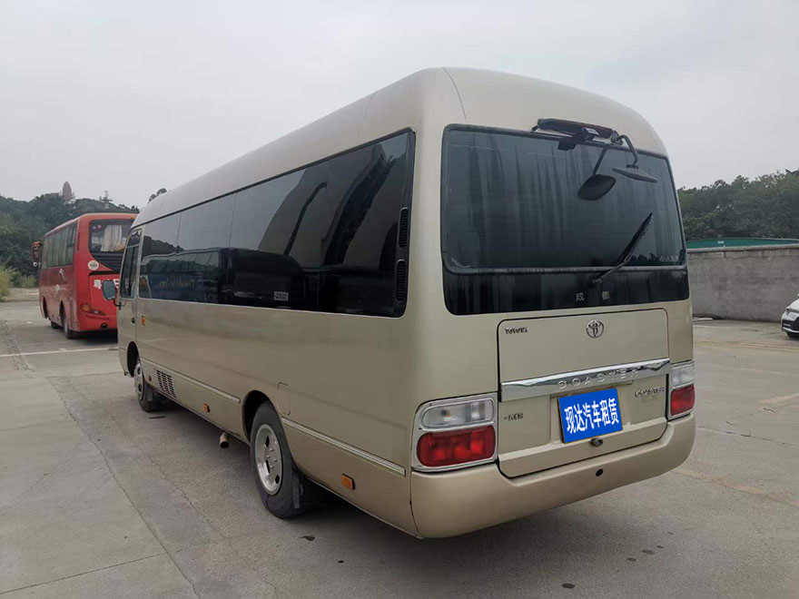 Guangdong Guangzhou Luxury Toyota Coaster Business Car Rental Company with Driver