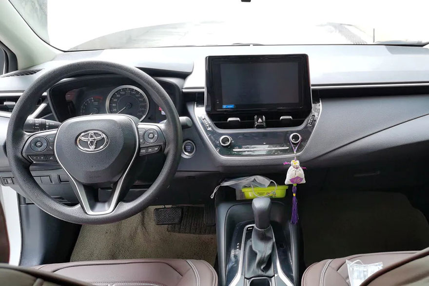 Guangzhou Rent Economy Sedan Corolla Self driving Monthly Rent Annual Rent