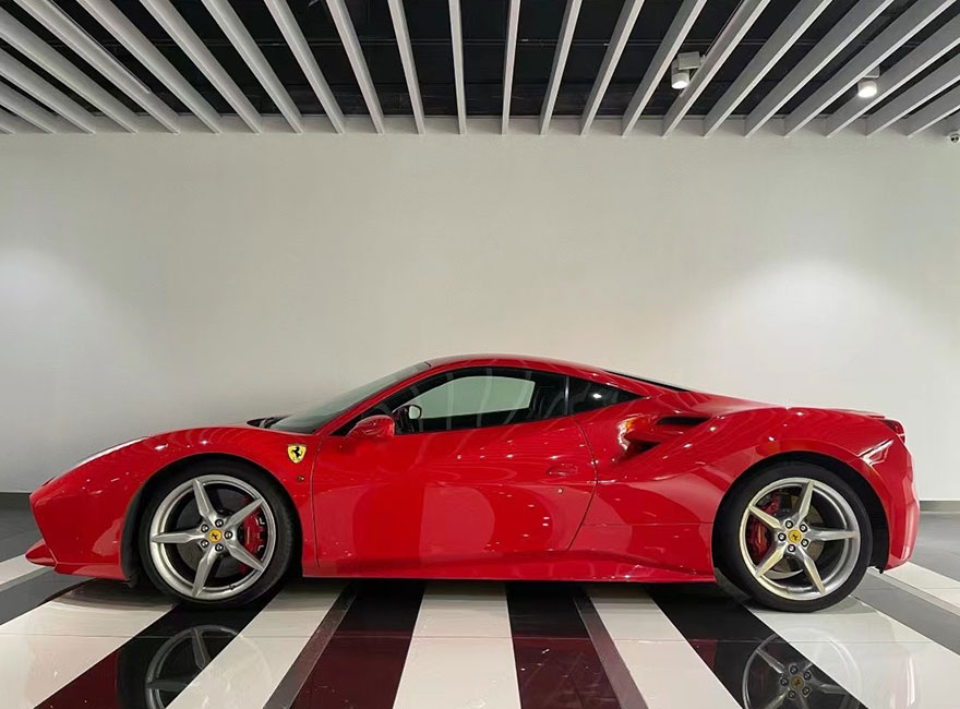 Rent Ferrari 488/458 supercar for self driving in Guangzhou Guangdong