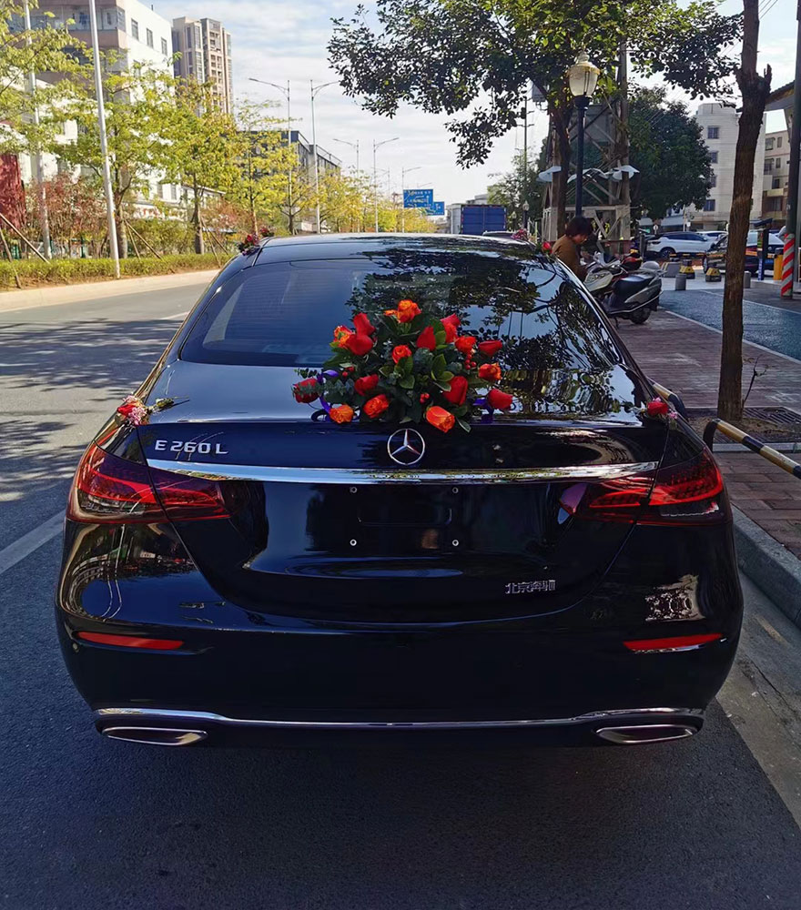 Guangzhou Wedding Renting Maybach Mercedes Benz E260L/S450L with Driver