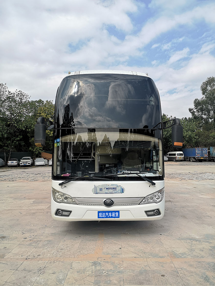 Guangzhou Inter city Certified Driver Private Bus Rental Company