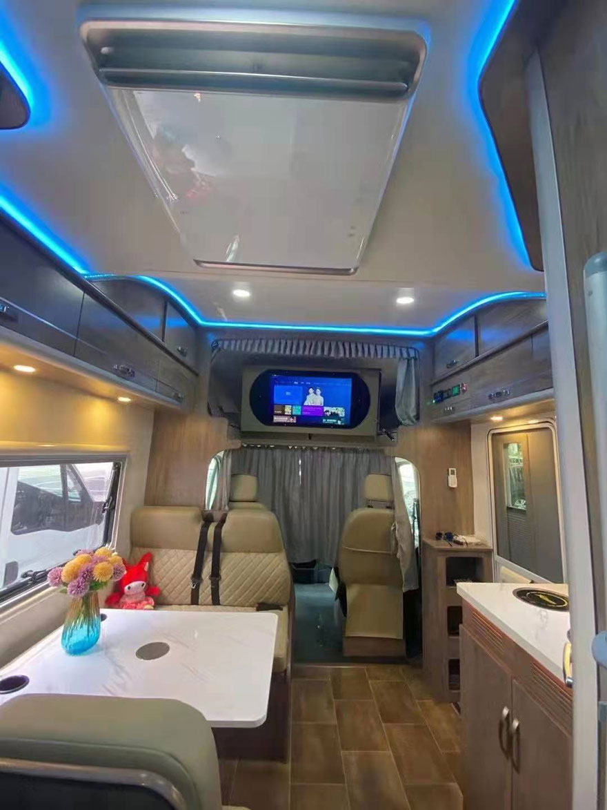 Guangzhou Guangdong equipped with a driver for self driving Iveco RV rental