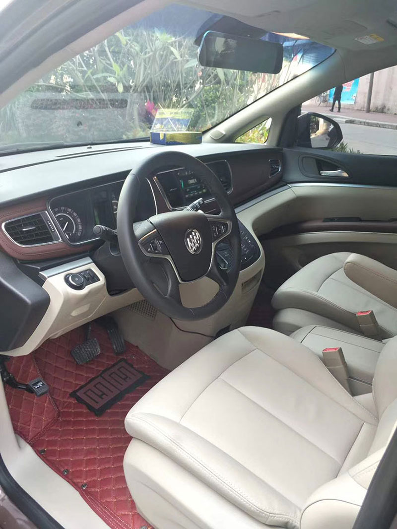 Guangzhou rental economy classic seven seater Buick business vehicle GL8 rental