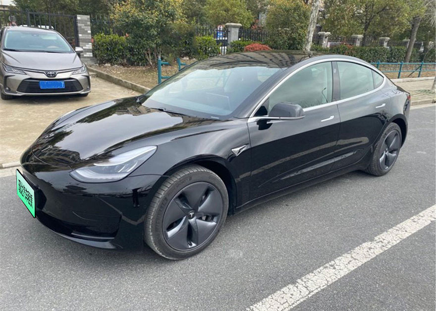 Guangzhou Car Rental Company Rents Tesla Model 3