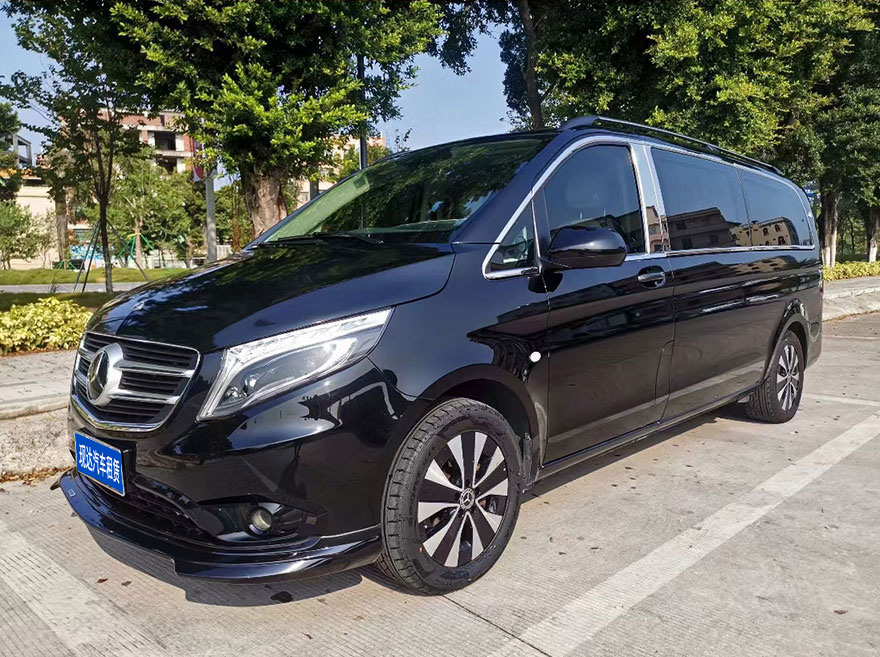 Reception with driver rental in Guangzhou,Guangdong,China,Mercedes Benz luxury 7-seater business car rental