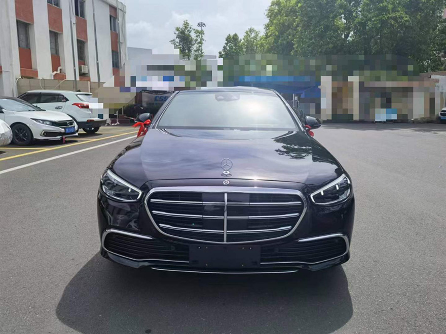 Guangzhou self driving with driver to rent new Mercedes Benz S400